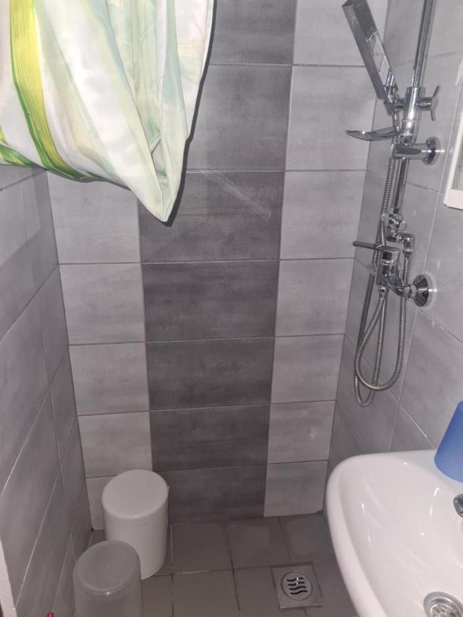Apartments Triton 罗戈兹尼察 外观 照片