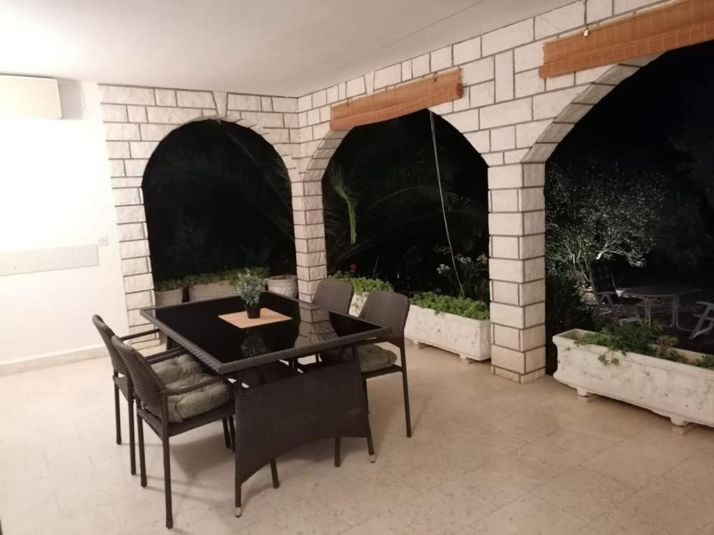 Apartments Triton 罗戈兹尼察 外观 照片