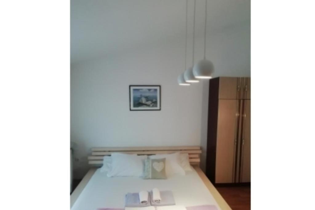 Apartments Triton 罗戈兹尼察 外观 照片
